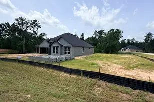 343 Louvenia Ct, Pinehurst, TX 77362 - Photo 21