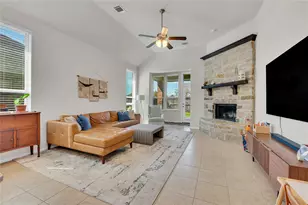 605 Chesterfield Ln, League City, TX 77573 - Photo 13