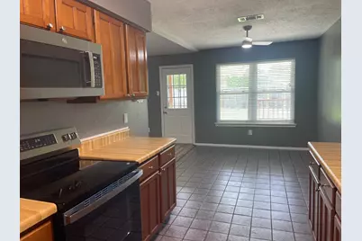 210 Tara Plantation Drive, Richmond, TX 77469 - Photo 5