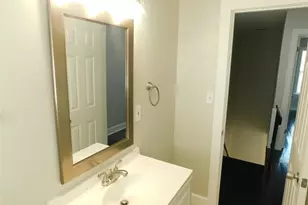 3332 Blodgett St, Houston, TX 77004 - Photo 9