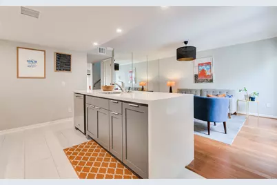 2324 Steel Street #20, Houston, TX 77098 - Photo 15