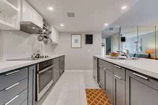 2324 Steel St, Houston, TX 77098 - Photo 13