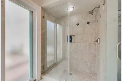 2324 Steel Street #20, Houston, TX 77098 - Photo 43