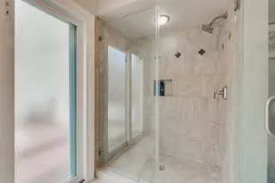 2324 Steel St, Houston, TX 77098 - Photo 43