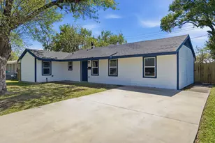 5962 Ridgeway Dr, Houston, TX 77033 - Photo 1