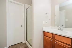 1402 Baychester Ln, Houston, TX 77073 - Photo 13