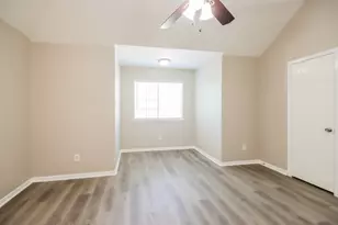 1402 Baychester Ln, Houston, TX 77073 - Photo 11