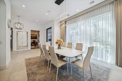 212 E Cowan Drive, Houston, TX 77007 - Photo 9