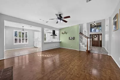 7406 Greatwood Grove Drive, Sugar Land, TX 77479 - Photo 25
