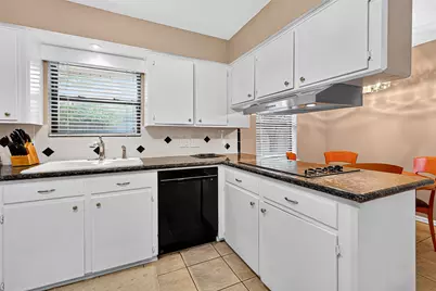 5734 Sanford Road, Houston, TX 77096 - Photo 11