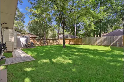 97 N Hollylaurel Circle, The Woodlands, TX 77382 - Photo 35