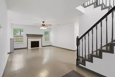 97 N Hollylaurel Circle, The Woodlands, TX 77382 - Photo 15