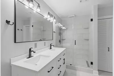 97 N Hollylaurel Circle, The Woodlands, TX 77382 - Photo 25