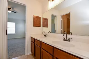 818 Harbor Lakes Ln, Katy, TX 77494 - Photo 25