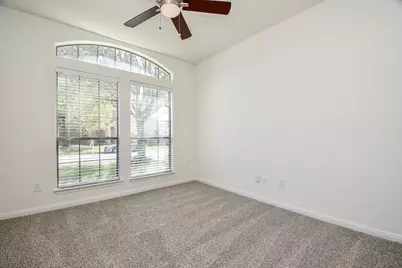 818 Harbor Lakes Lane, Katy, TX 77494 - Photo 5