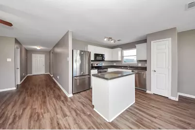 29123 Trinity River Drive, Spring, TX 77386 - Photo 9