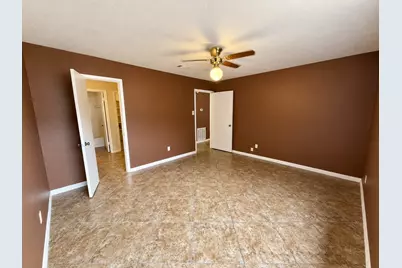 12175 Swords Creek Road, Houston, TX 77067 - Photo 17