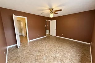 12175 Swords Creek Rd, Houston, TX 77067 - Photo 17