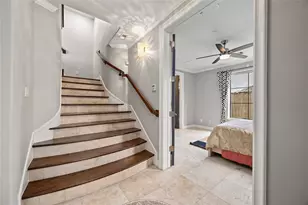 328 Bomar St, Houston, TX 77006 - Photo 5