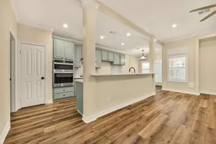 206 Clearview Ave, Friendswood, TX 77546 - Photo 9