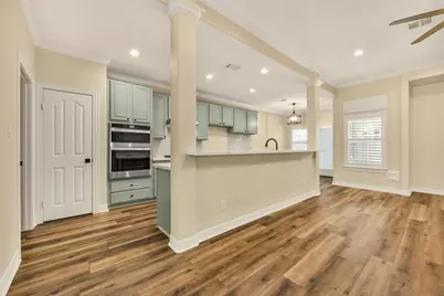 206 Clearview Avenue #B, Friendswood, TX 77546 - Photo 9