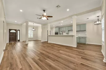 206 Clearview Avenue #B, Friendswood, TX 77546 - Photo 7