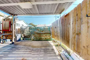 1711 Avenue M, Galveston, TX 77550 - Photo 39