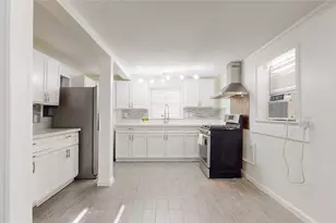 1711 Avenue M, Galveston, TX 77550 - Photo 27