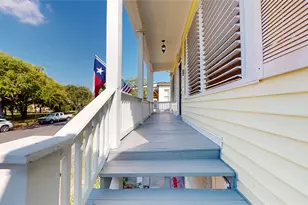 1711 Avenue M, Galveston, TX 77550 - Photo 41