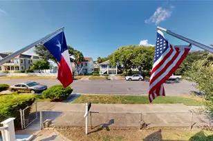 1711 Avenue M, Galveston, TX 77550 - Photo 43