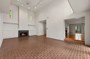 2219 Dickey Pl, Houston, TX 77019 - Photo 13