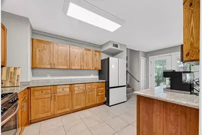 182 N Burnett Drive, Baytown, TX 77520 - Photo 17