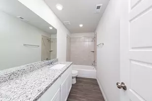 15619 Tranquil Pnes St, Conroe, TX 77302 - Photo 17