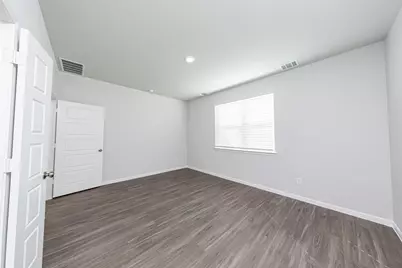 15619 Tranquil Pines Street, Conroe, TX 77302 - Photo 9