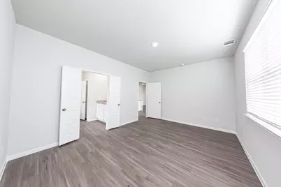 15619 Tranquil Pines Street, Conroe, TX 77302 - Photo 11