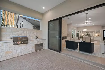 2046 Macarthur Street, Houston, TX 77030 - Photo 13