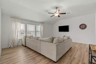 4331 Oakdale Mist Drive, Dickinson, TX 77539 - Photo 7