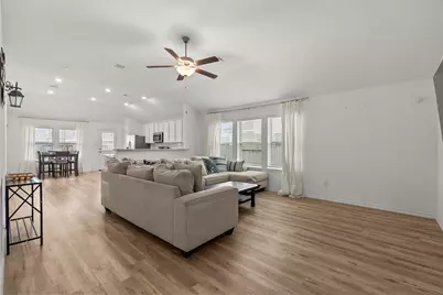 4331 Oakdale Mist Drive, Dickinson, TX 77539 - Photo 5