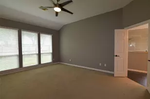 122 Kentwood Ridge Ct, Sugar Land, TX 77479 - Photo 9