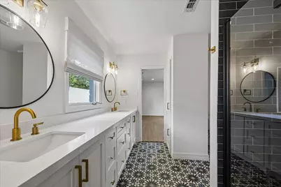 5698 Bayou Glen Road, Houston, TX 77056 - Photo 23