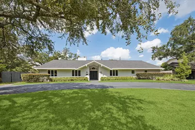 5698 Bayou Glen Road, Houston, TX 77056 - Photo 1