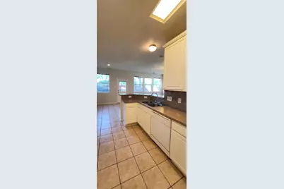 13043 Peppergate Lane, Houston, TX 77044 - Photo 5