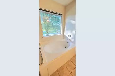 13043 Peppergate Lane, Houston, TX 77044 - Photo 5
