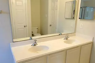 13043 Peppergate Ln, Houston, TX 77044 - Photo 7