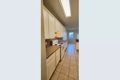13043 Peppergate Lane, Houston, TX 77044 - Photo 7