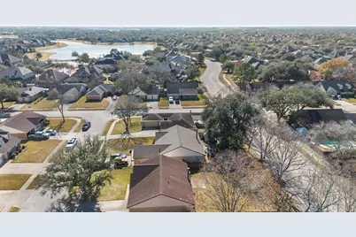 423 Meadowpoint Drive, League City, TX 77573 - Photo 21