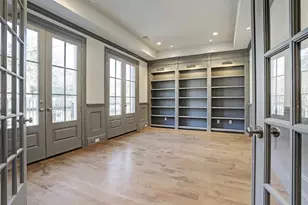 1909 Revere St, Houston, TX 77019 - Photo 3