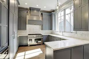 1909 Revere St, Houston, TX 77019 - Photo 7