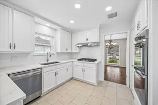 12050 Sturdivant St, Meadows Place, TX 77477 - Photo 7