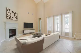 3938 May Ridge Ln, Sugar Land, TX 77479 - Photo 9